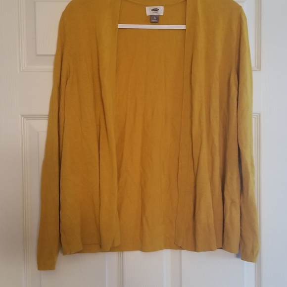 Cardigan - Picture 2 of 3